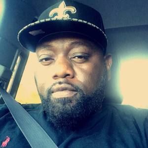 Meet your Posher, Derrick